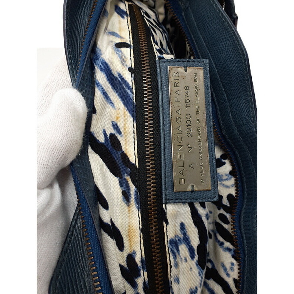Balenciaga The City Leather Shoulder Bag - Picture 4 of 9